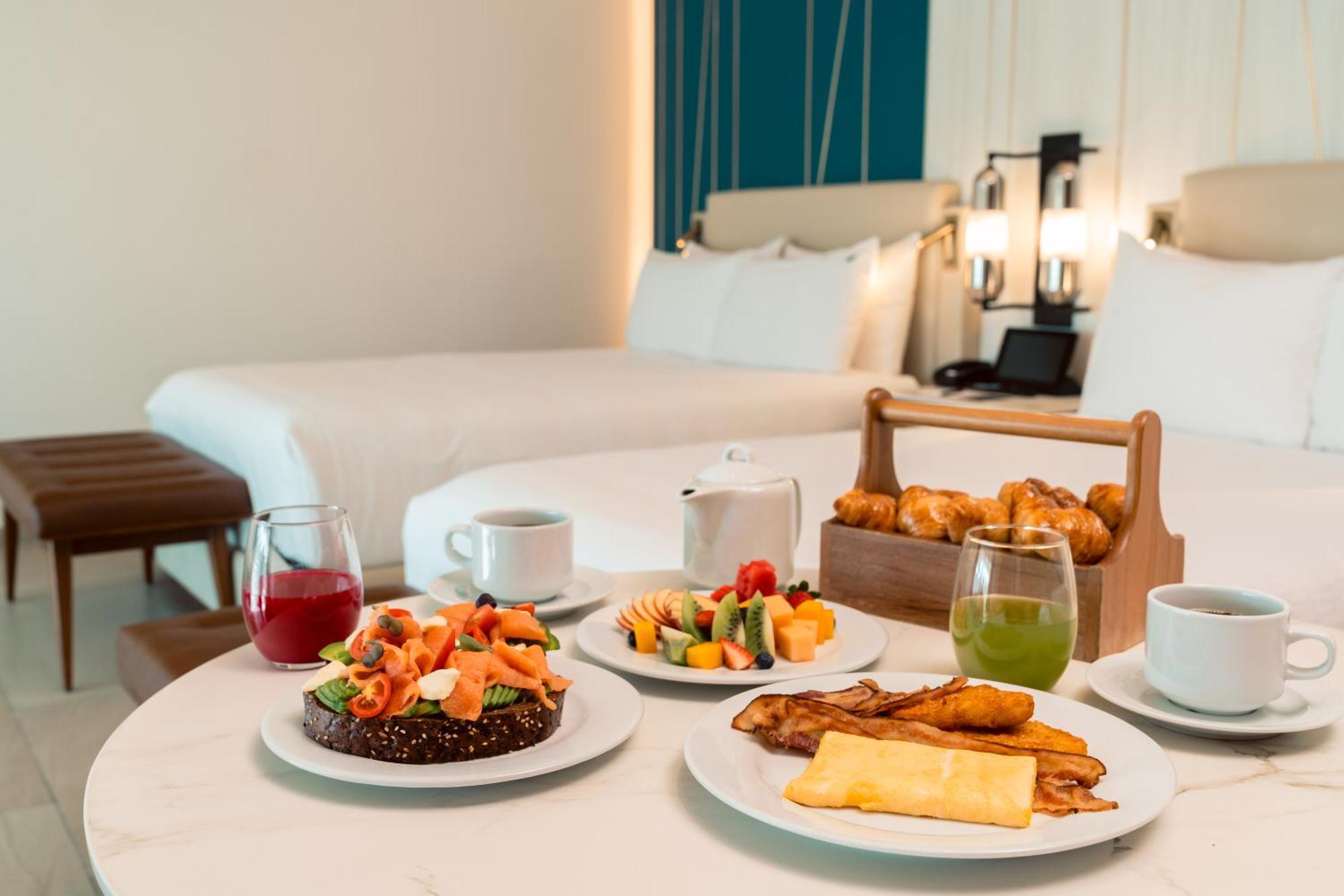 Hard Rock Hotel & Casino Punta Cana (Adults Only) Екстериор снимка Room service