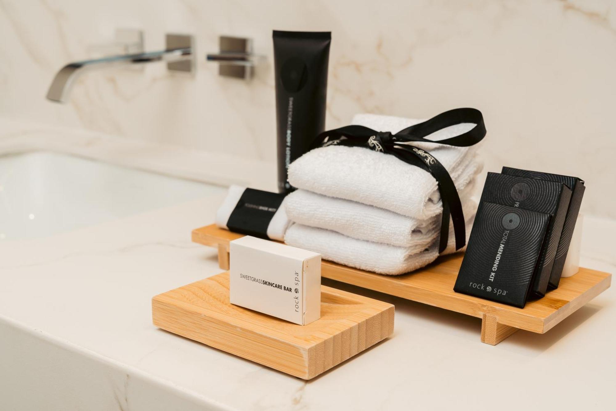 Hard Rock Hotel & Casino Punta Cana (Adults Only) Екстериор снимка G.H.M. amenities