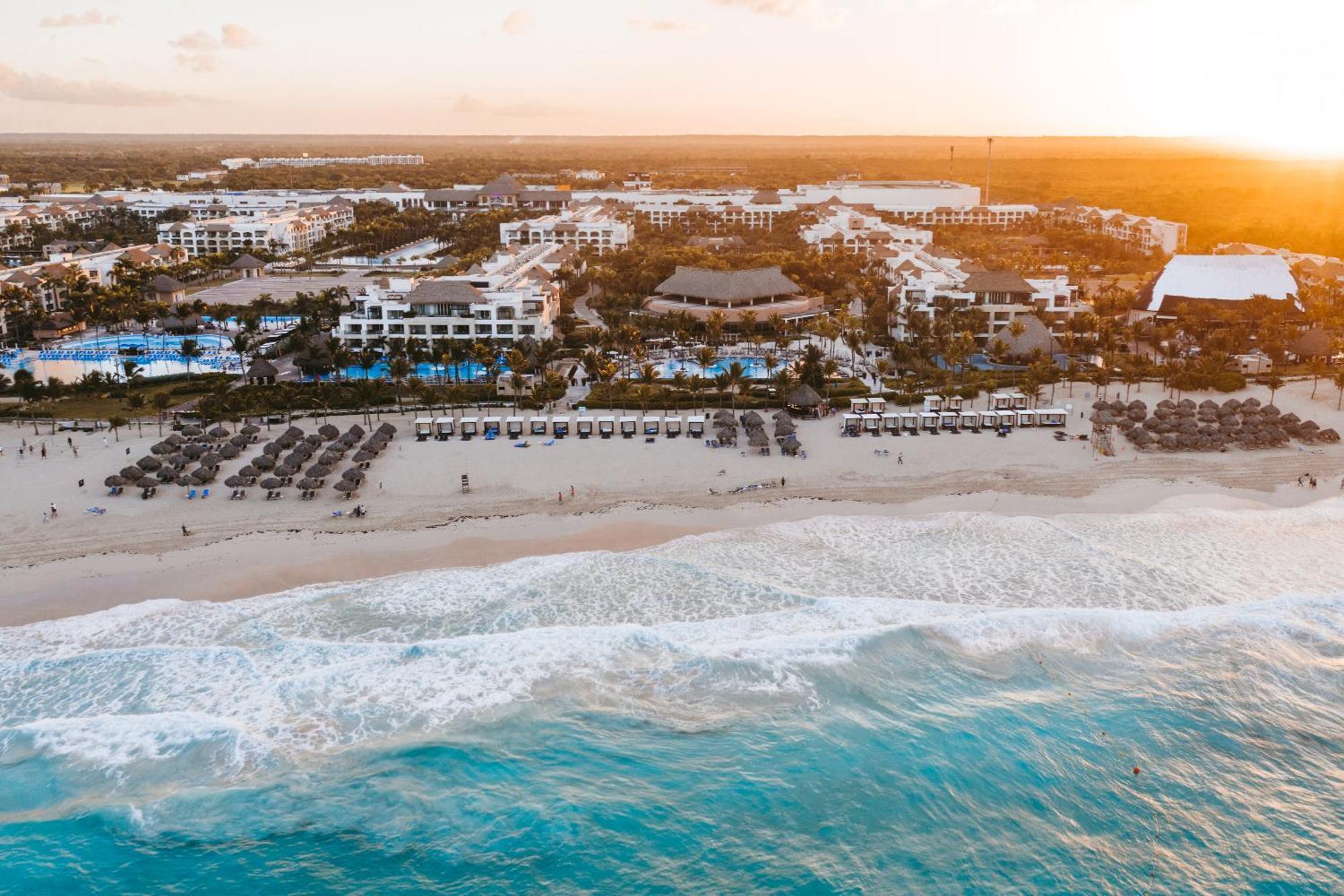 Hard Rock Hotel & Casino Punta Cana (Adults Only) Екстериор снимка Aerial view of the resort